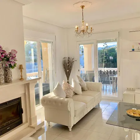 Villa Lissa Luxe Fuengirola