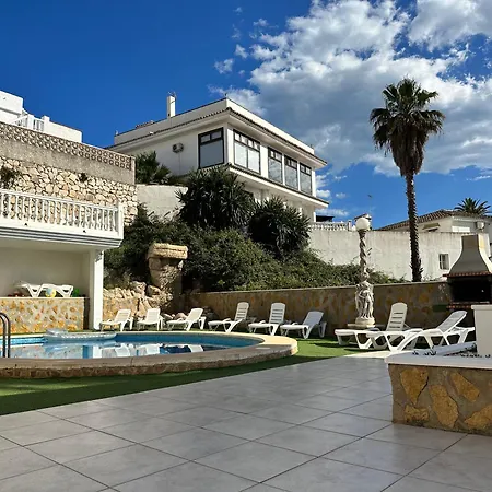 Villa Lissa Luxe Fuengirola