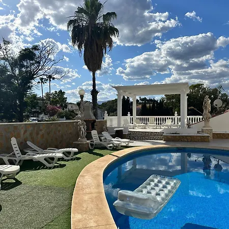 Lissa Luxe Villa